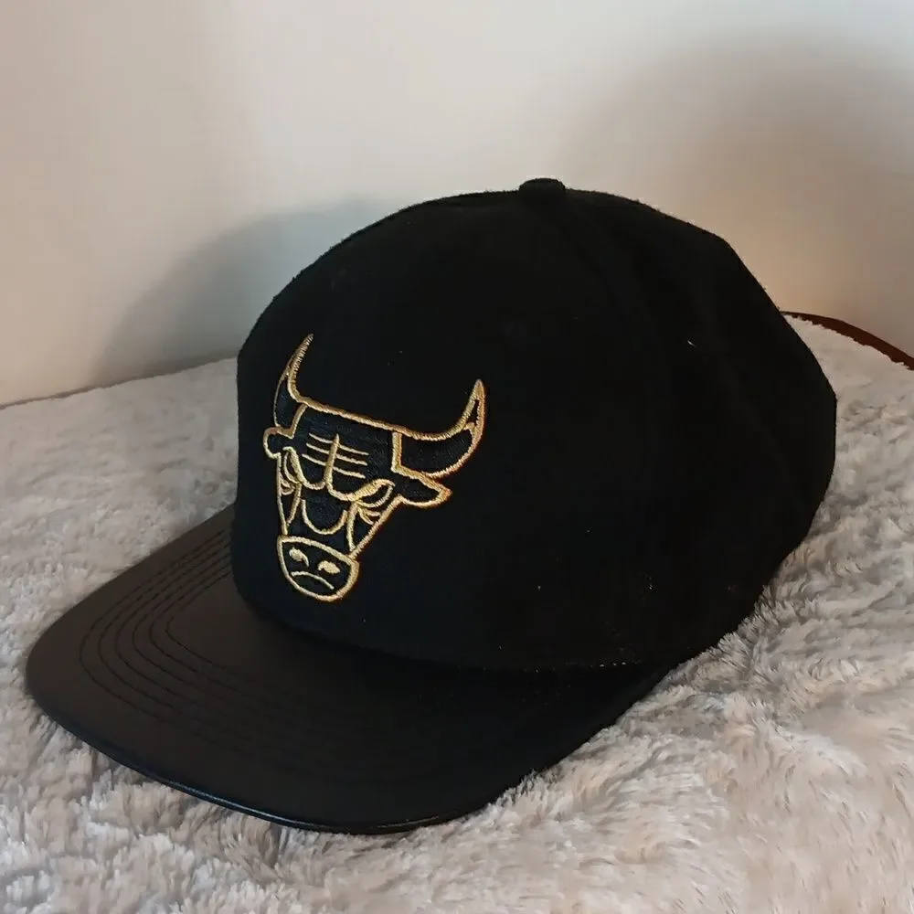 Chicago Bulls NBA Wool Faux Leather Cap